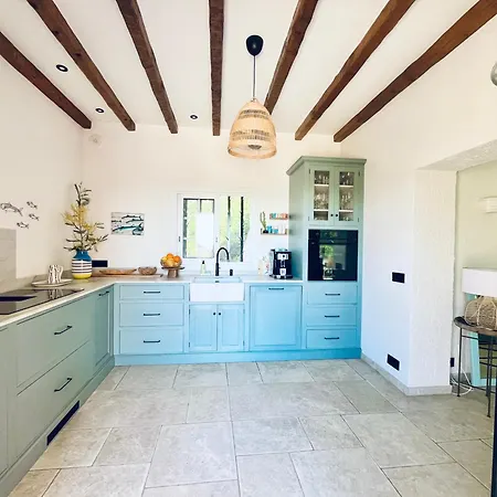 Stunning With Pool, Sea View & Petanque In Golfe Saint Tropez