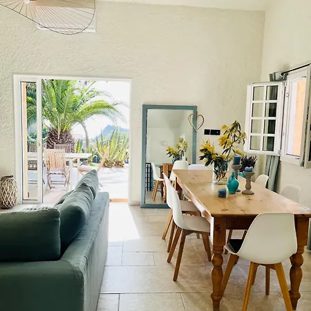 Villa Stunning With Pool, Sea View & Petanque In Golfe Saint Tropez